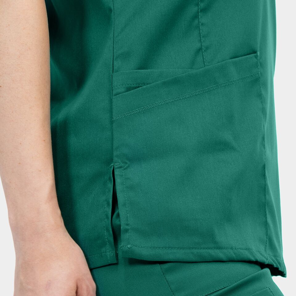 Edge-by-IRG_2801-WomensBasicV-NeckTop-HunterGreen-HTR-04-IRG-Scrubs.jpeg Edge by IRG 2801 WomensBasicV NeckTop HunterGreen HTR 04 IRG Scrubs